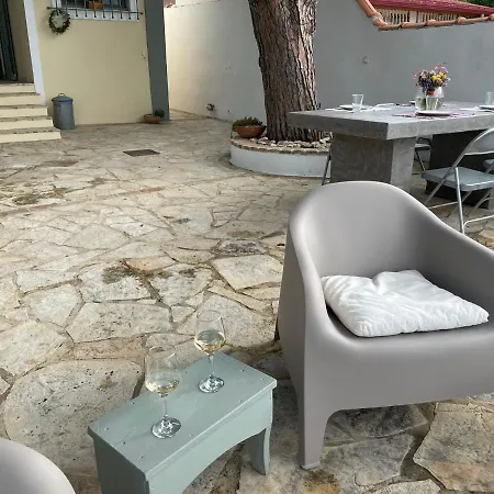 Sea Front House On The Beach, Peloponnese Сasa de vacaciones *