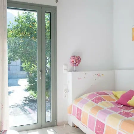 Sea Front House On The Beach, Peloponnese Kato Rodini